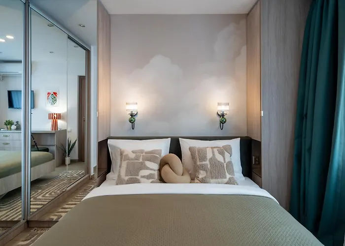 Avalon Modern Loft *