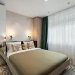 Avalon Modern Loft Apartman *