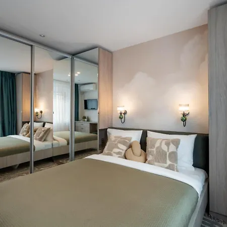 Apartman Avalon Old