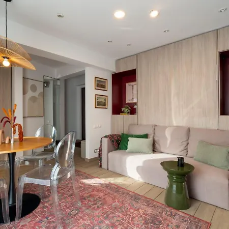 Avalon Old Apartman *